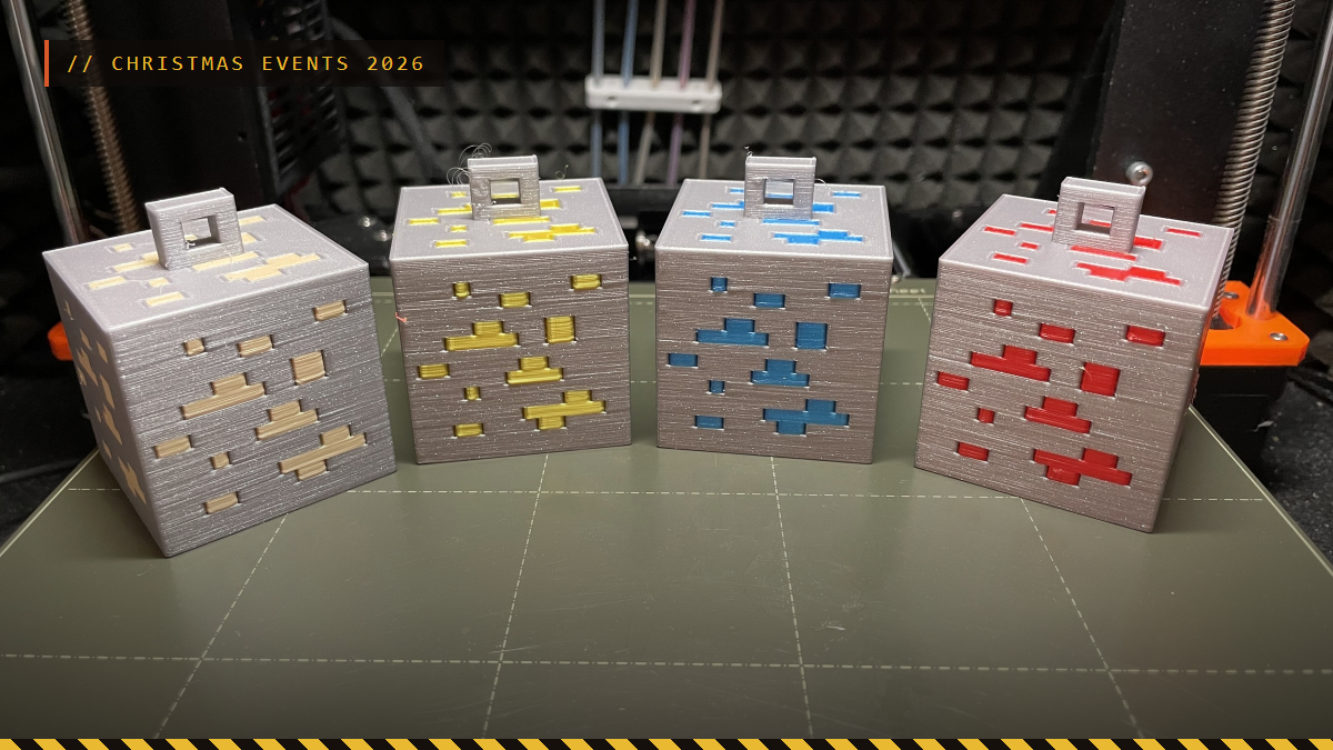 Games with Christmas events 2026: 3D printed Minecraft ore Christmas tree ornaments, photo by Przemek Grondek