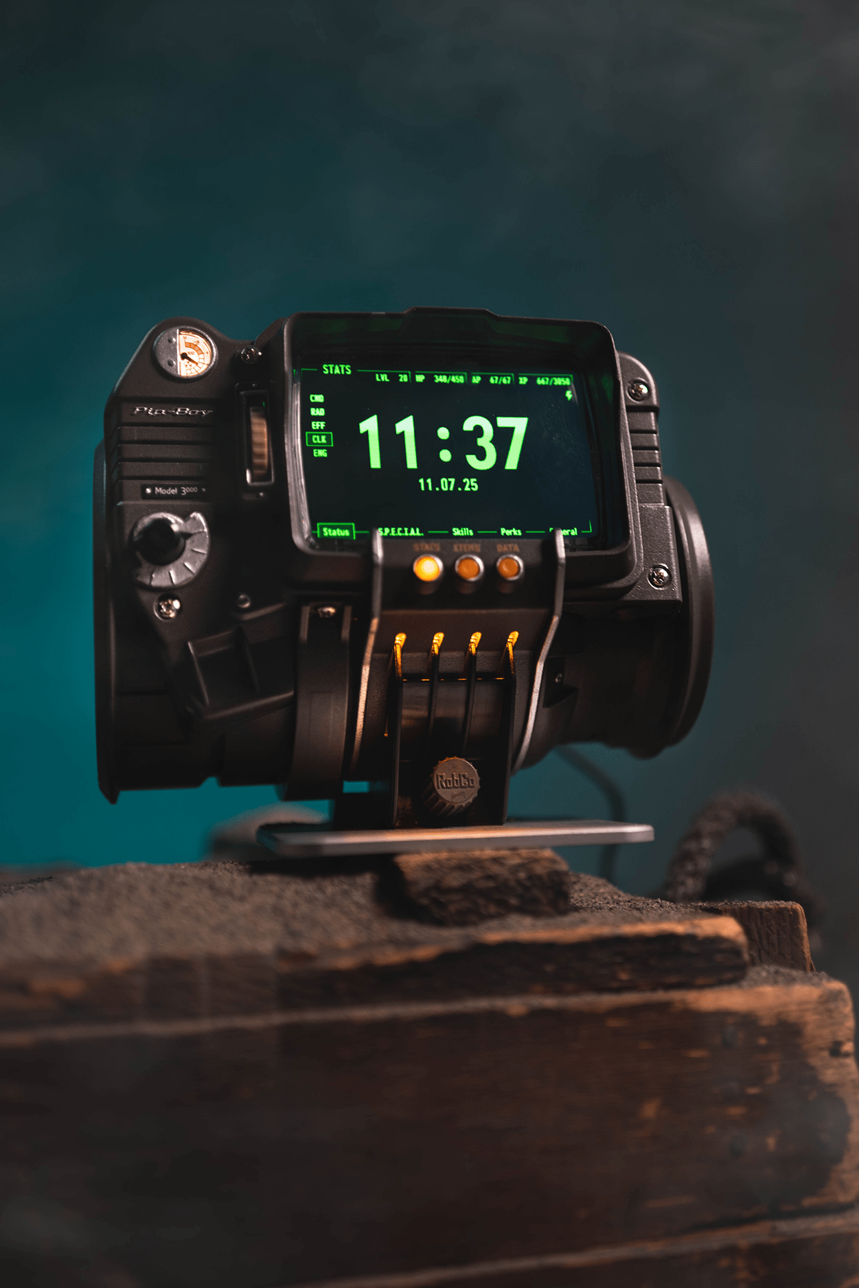 Fallout Pip-Boy 3000 Buying Guide: Wand Company vs Bethesda Gear - PropBuilds
